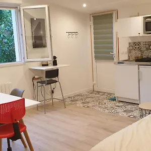 Adorable 25m² Très Calme Avec Parking Appartement Marseille